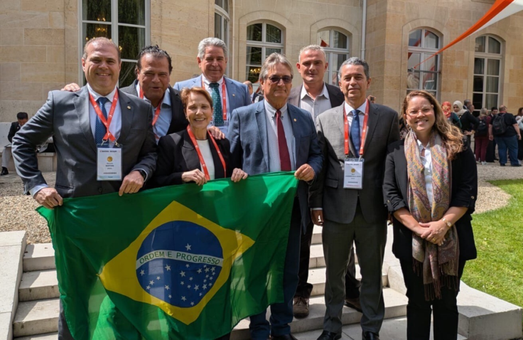 B7fc8a4d 55a5 46a9 a315 533d5d64311f