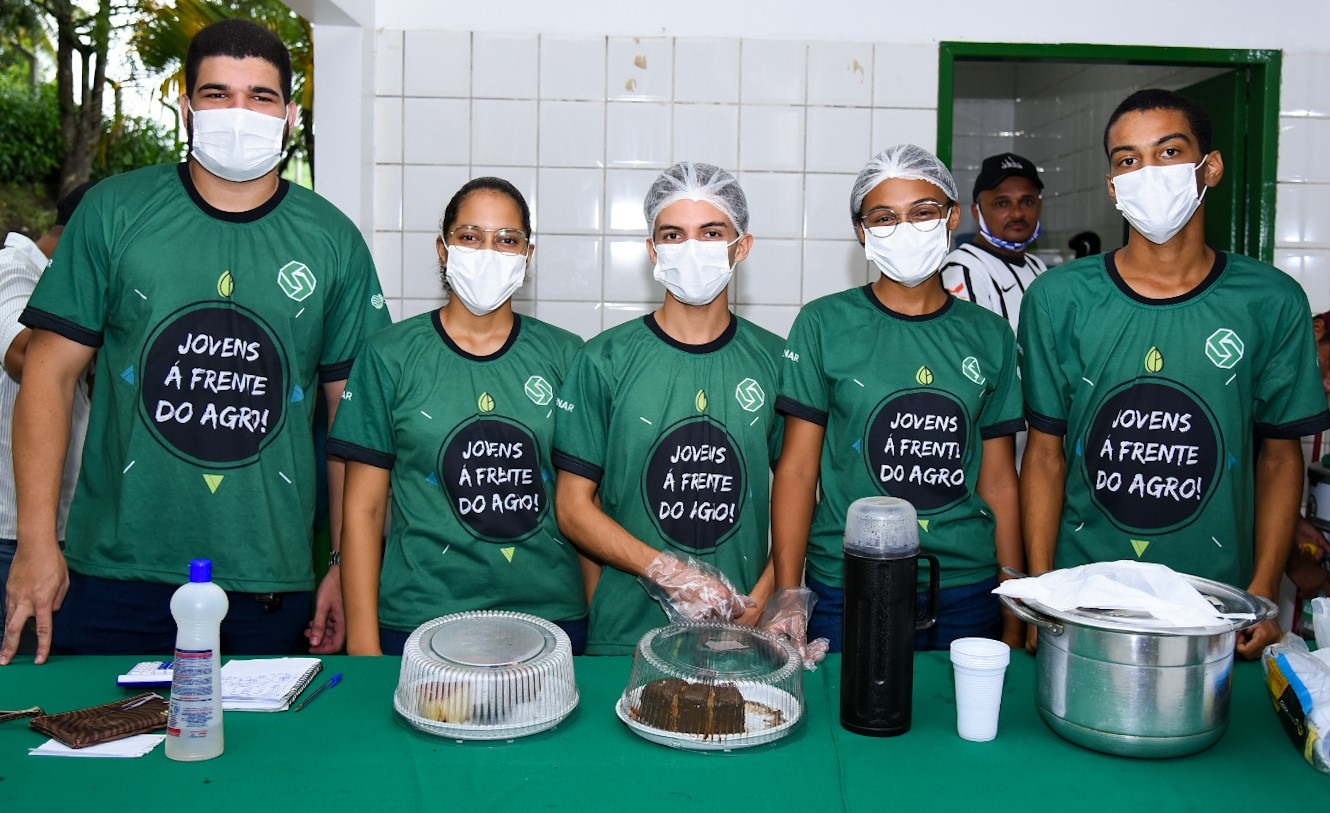 Aprendizes do curso de Administração Rural realizam Feira de Empreendedorismo em usina