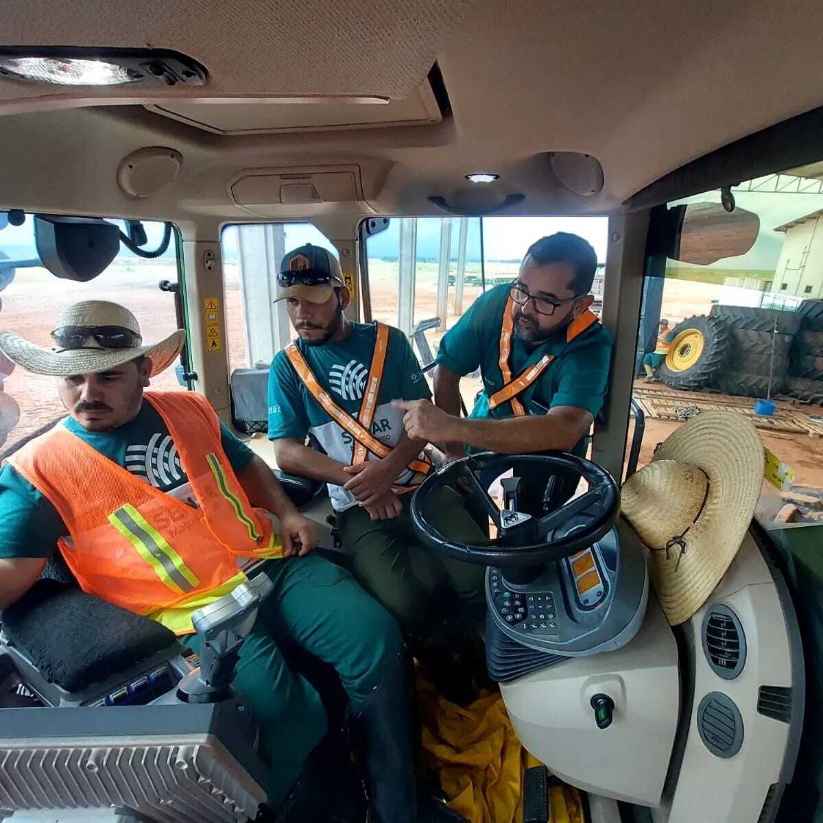 Operadores ampliam conhecimentos para melhorar performance na safra da soja