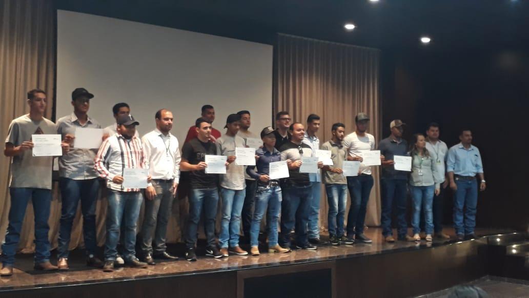 Programa Campo Aprendiz forma mais 15 jovens em Campo Verde