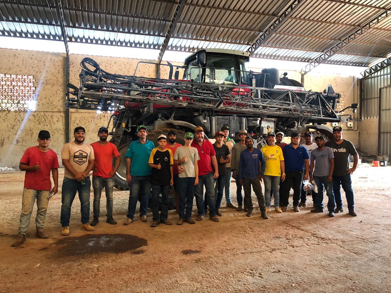 PULVERIZADORES AUTOPROPELIDOS 2