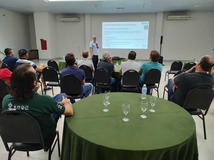 CNA discute atuação das Cadecs com produtores de Mato Grosso