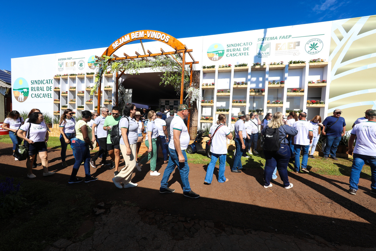 Sistema FAEP bate recorde de caravanas no Show Rural