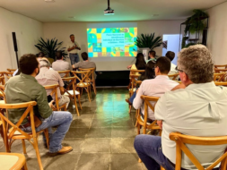 CNA apresenta identificação de bovinos e búfalos na ExpoZebu